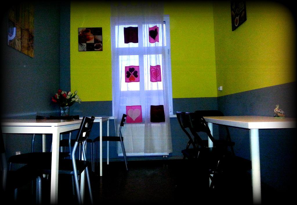 Hostel Puzzle - Jezyce Poznań Extérieur photo