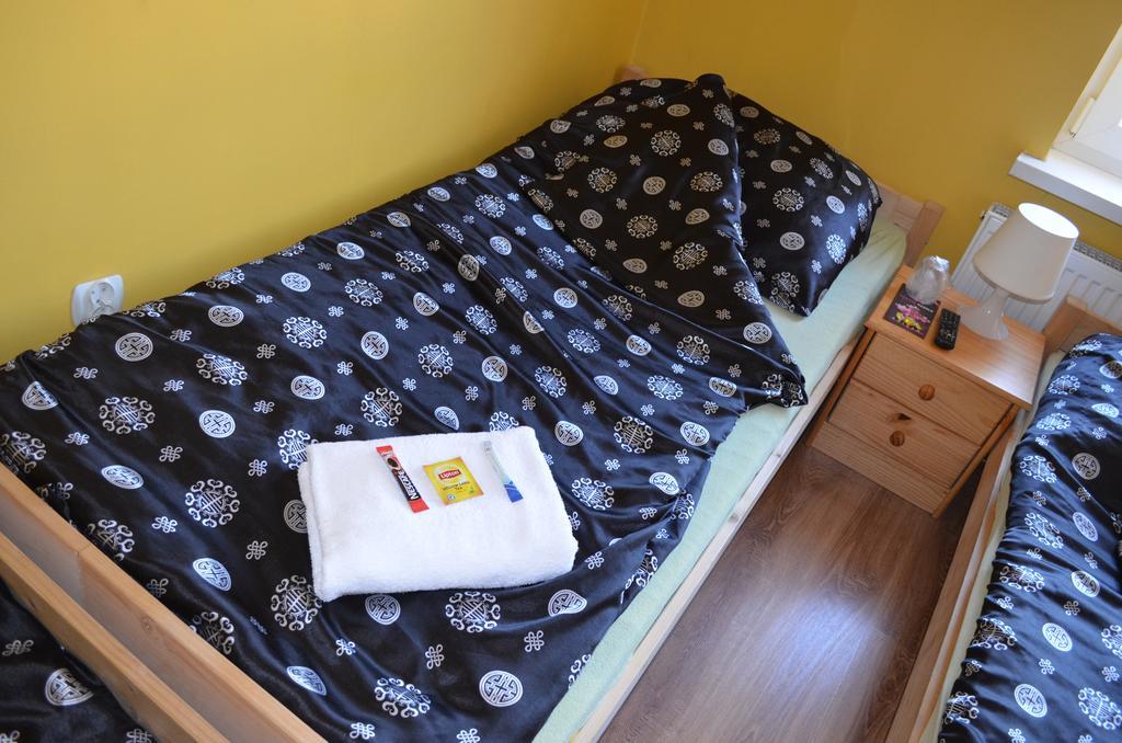 Hostel Puzzle - Jezyce Poznań Extérieur photo